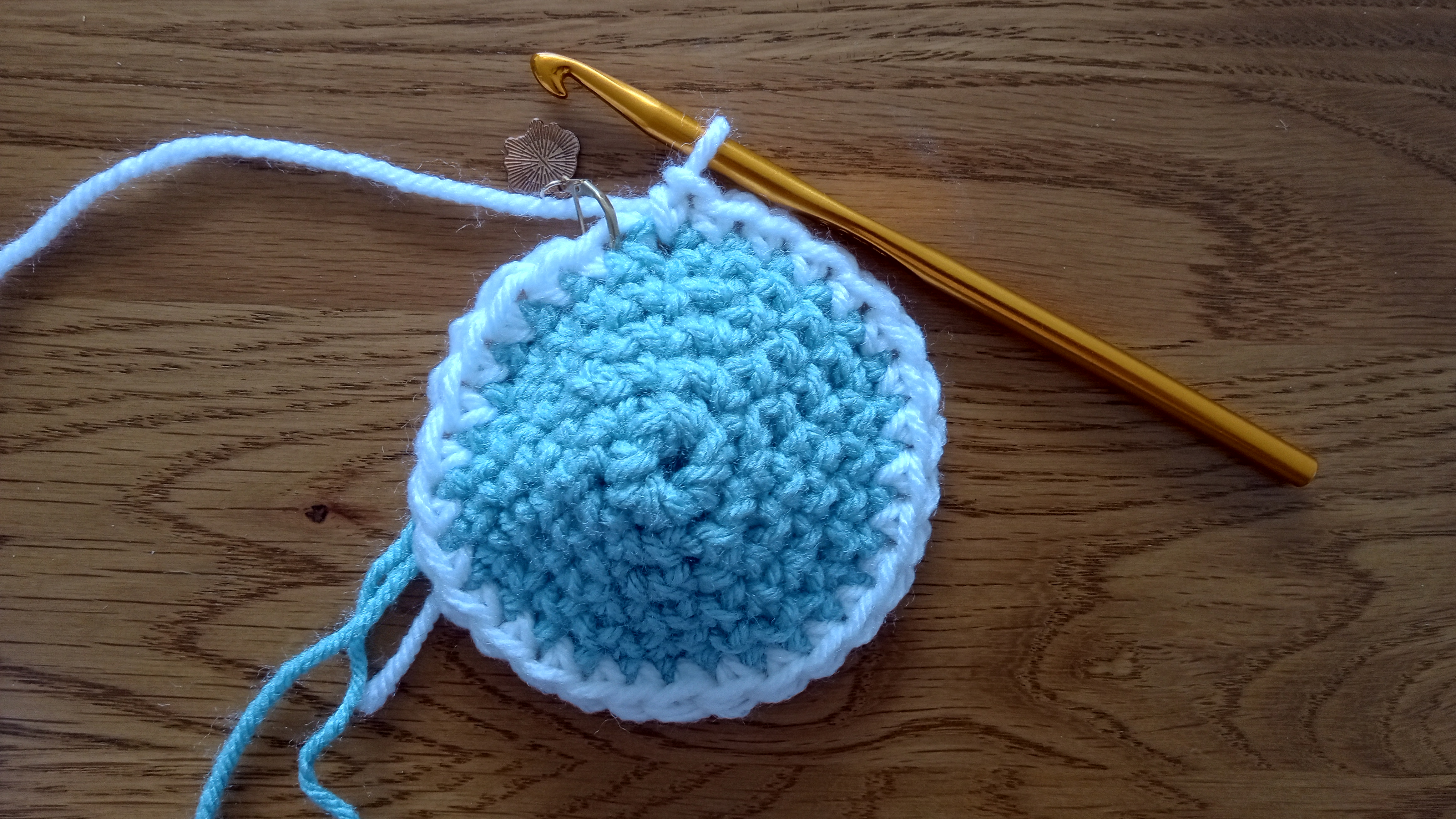 Round 1, the piece becomes slightly domed